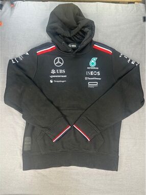 Mercedes AMG Petronas F1 Hoodie Mens Small Black Formula 1 Racing 2024